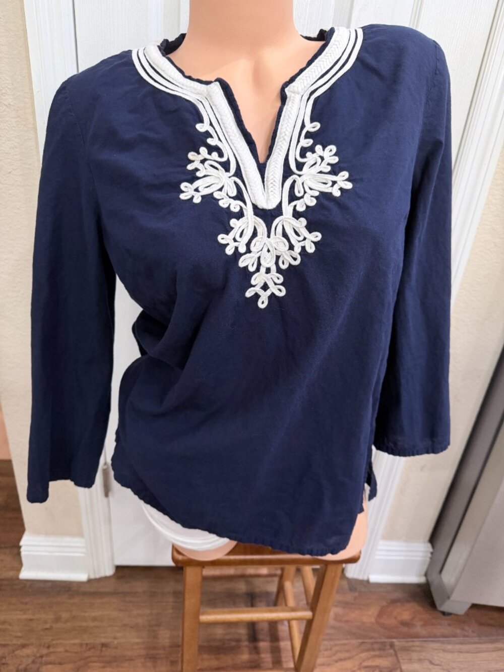 Talbots Navy Blue Embroidered Tunic Top Large 100% Cotton Sleeve Coastal Boho